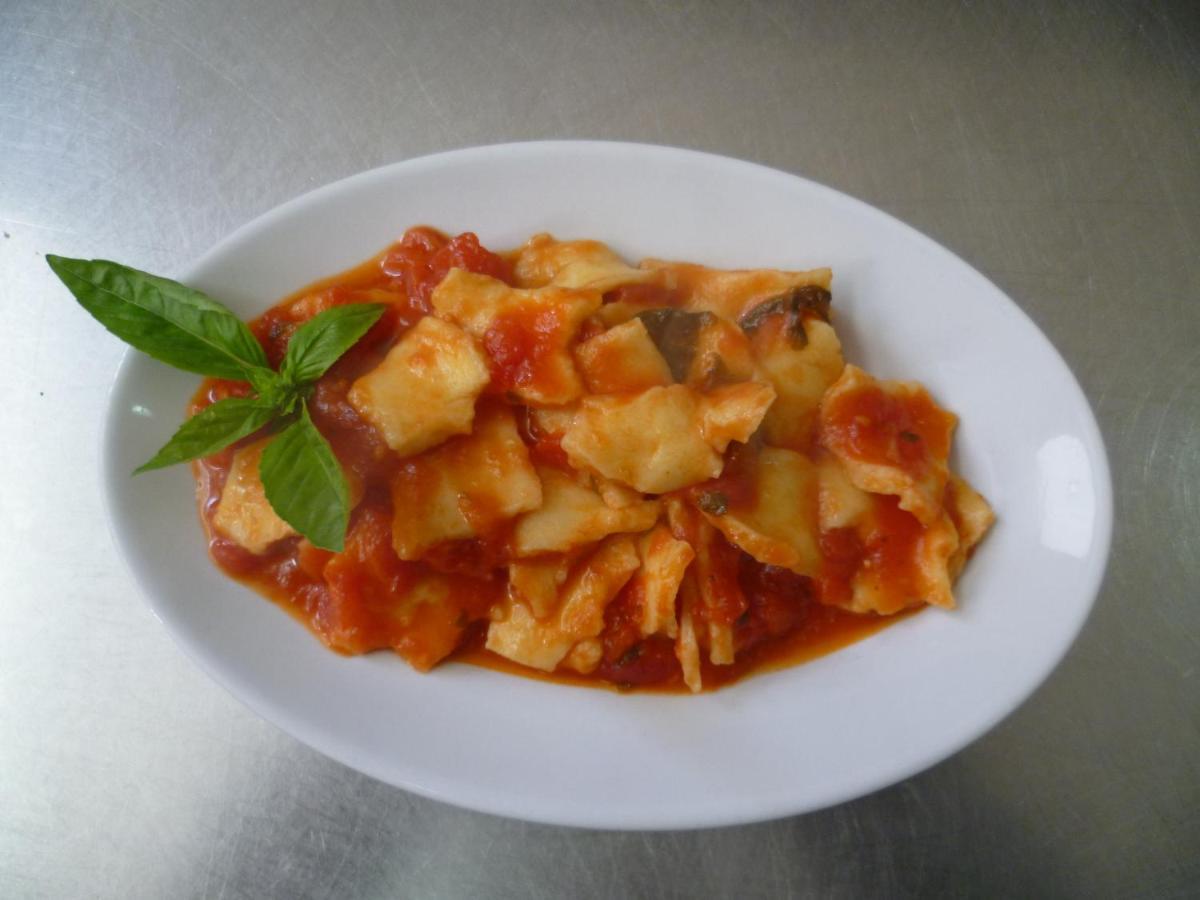 Agriturismo Agrifoglio 圣乔瓦尼-苏埃尔朱 外观 照片