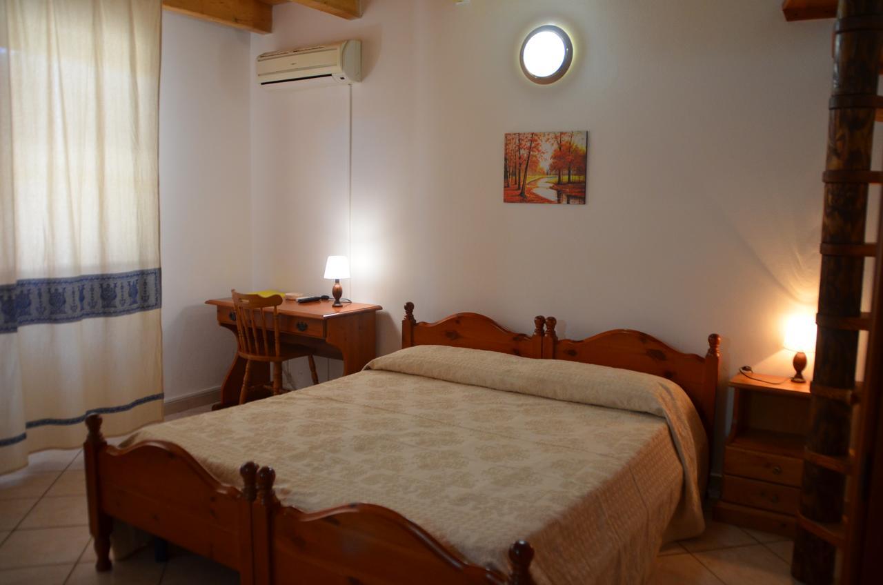 Agriturismo Agrifoglio 圣乔瓦尼-苏埃尔朱 外观 照片