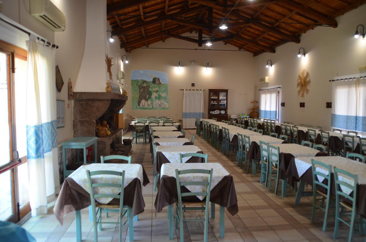 Agriturismo Agrifoglio 圣乔瓦尼-苏埃尔朱 外观 照片